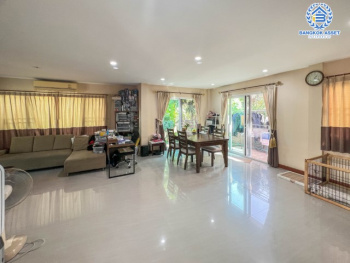 *****บ้านเดี่ยวมือสองนนทบุรี แบรนด์คุณภาพ Q.House ม.คาซ่าวิลล์ ราชพฤกษ์-แจ้งวัฒนะ เนื้อที่ 61 ตร.ว. ฟังก์ชัน 3 ห้องนอน 3 ห้องน้ำ บ้านพร้อมอยู่ บนทำเลเดินทางสะดวก เชื่อมต่อถนนหลายเส้นทาง หน้าโครงการติดถนนราชพฤกษ์ ใกล้รถไฟฟ้า " คลองบางไผ่ " และ จุดขึ้นทางด่วน "ศรีรัช"